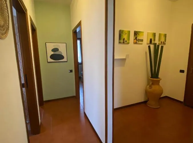 Segrino شقة